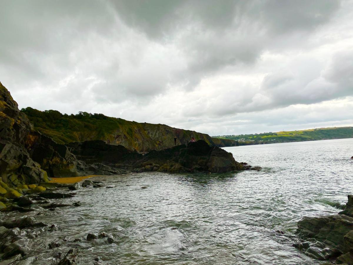 Wild Coastal Retreat At Troed Y Rhiw Aberporth, West Wales Villa Luaran gambar